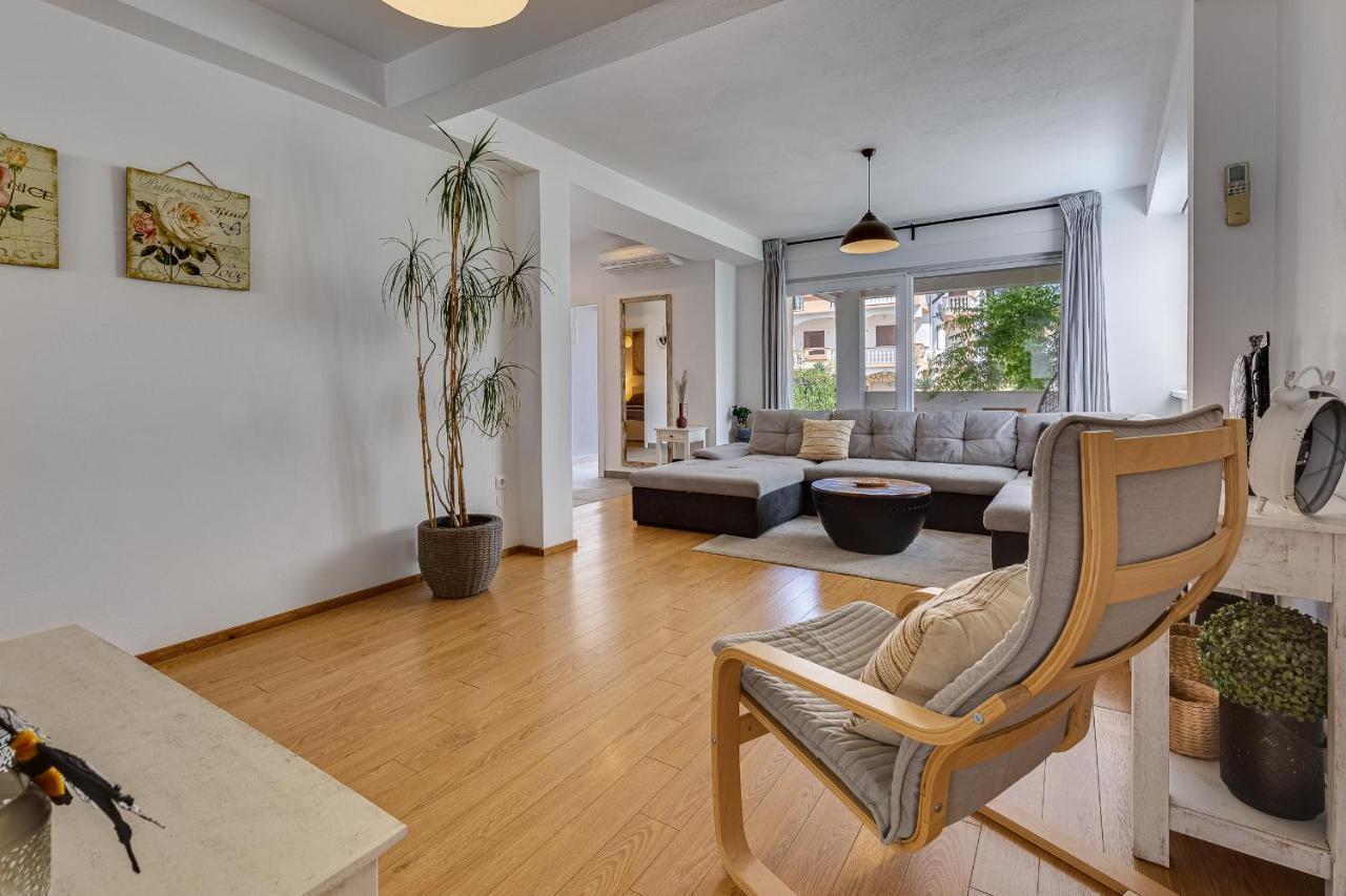 פטרצ'אנה Apartments Juraj מראה חיצוני תמונה