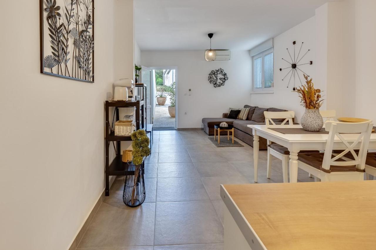 פטרצ'אנה Apartments Juraj מראה חיצוני תמונה