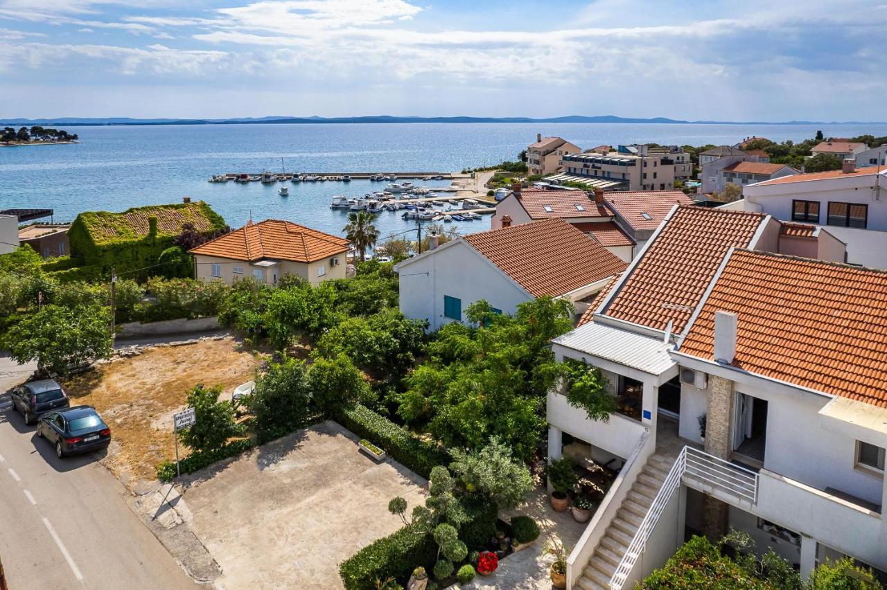 פטרצ'אנה Apartments Juraj מראה חיצוני תמונה